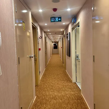 Hotel Sapphire