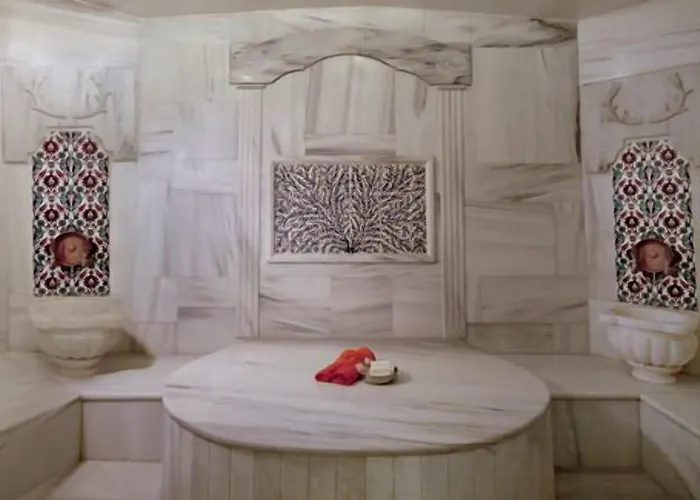 Отель Sapphire 4*