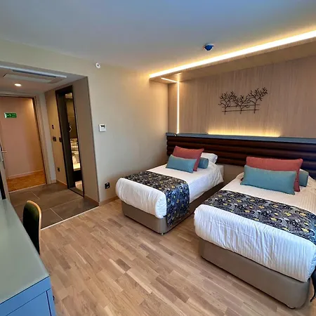 Sapphire Отель 4*