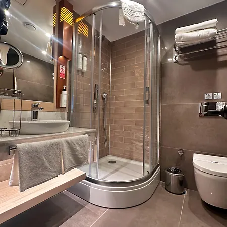 Sapphire Hotel 4*